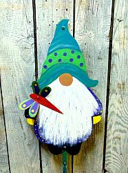 GNOME with DRAGONFLY on SHOULDER