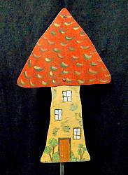 RED TOP GNOME MUSHROOM HOUSE